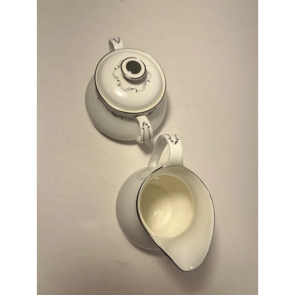 Royal Doulton Coronet H4947 Sugar Bowl and Creamer Set Platinum Trim Bone China